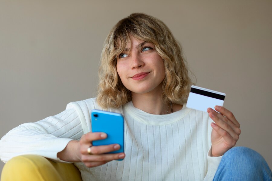 Is it Better to Use a Personal Line of Credit or Credit Card